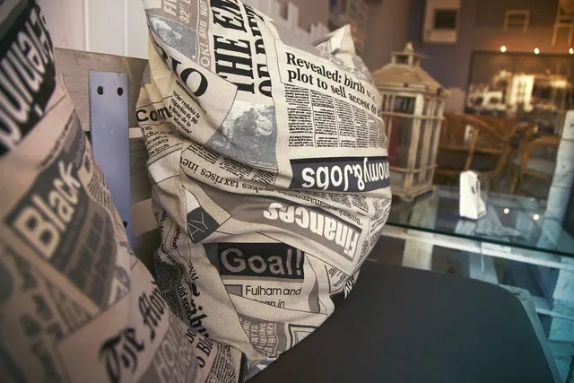 (Icons/Graphics) newspaper.jpg